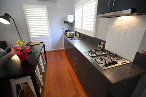 Lake Orchard Villas - Northern Rivers Accommodation 3