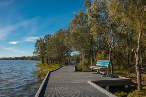 Lakefront Peace Apartments Studio 4 - Northern Rivers Accommodation 1