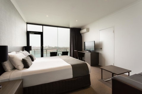 Lakes Hotel - Northern Rivers Accommodation 3
