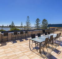 Lakeshore Apartments - Unit 5 - Northern Rivers Accommodation