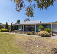 Lakeview - Waterviews on Newlands Arm - Northern Rivers Accommodation