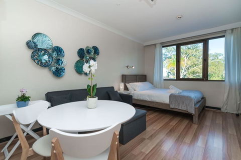 Lane Cove Studio - POOL - PARKING - WIFI - Northern Rivers Accommodation 0