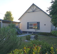 Large 6-Bedroom House with Wifi  Netflix Close to Singleton CBD Hunter Valley - Northern Rivers Accommodation