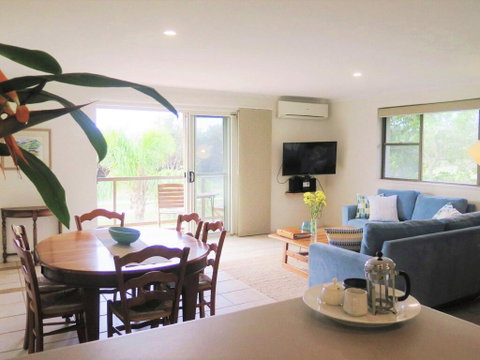 Lawson Beachfront - Northern Rivers Accommodation 2