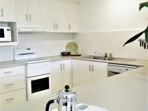 Lawson Beachfront - Northern Rivers Accommodation 3