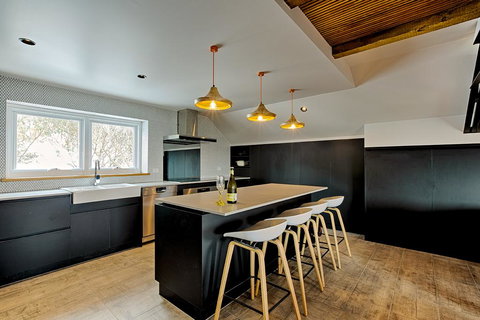 Le Chalets - Northern Rivers Accommodation 0