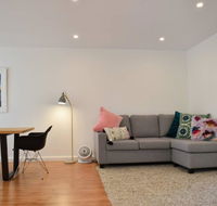 Light And Airy North Bondi Apartment - Northern Rivers Accommodation