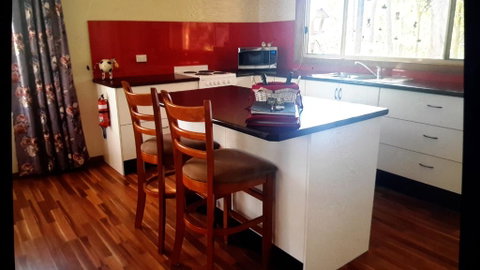 Lucky Mountain Cottage - Northern Rivers Accommodation 2