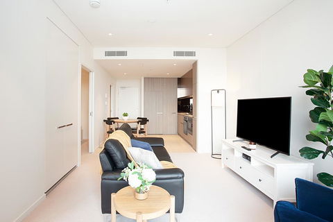 Luxe Apartment Five Minutes From Airport And City - Northern Rivers Accommodation 2