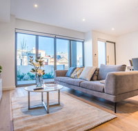 Luxurious Townhouse With Natural Light In Rosebery - Northern Rivers Accommodation