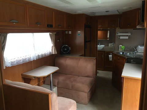Luxury Caravan - Northern Rivers Accommodation 1