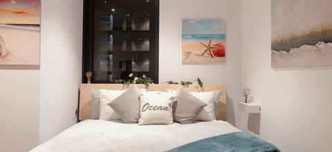 LUXURY KING APARTMENT PARRAMATTA CBD 1 MIN FROM STATION & WESTFIELD Sleeps 4 - Northern Rivers Accommodation 0