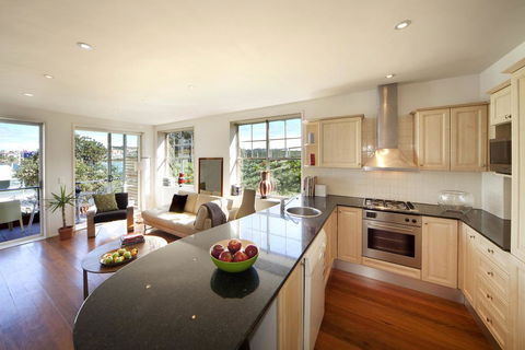 Luxury On Bondi Beach - Northern Rivers Accommodation 0