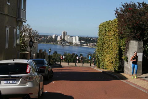 M2 Studio Near Kings Park Free Transit Zone - Northern Rivers Accommodation 3