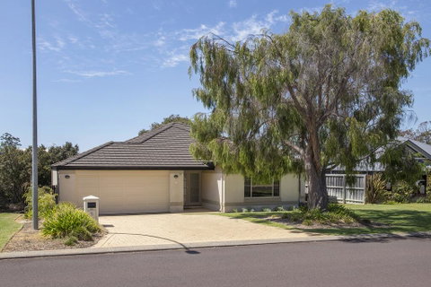 Macs Manor - Northern Rivers Accommodation 0