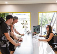 Mad Monkey Backpackers Village - Northern Rivers Accommodation