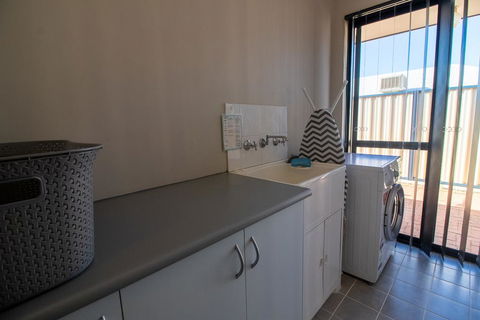 Madora Bay Beach House - Northern Rivers Accommodation 2
