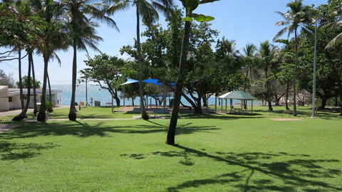 Magnetic Shores Unit 3 - Northern Rivers Accommodation 3