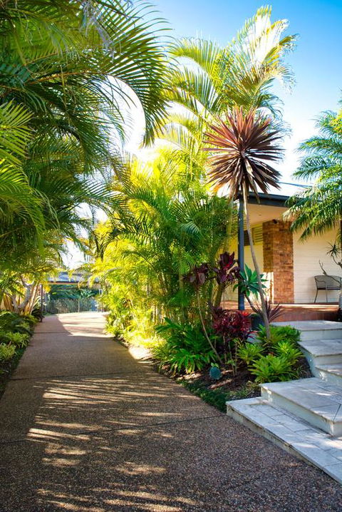 Magnificent Lakeview House - Long Jetty - Northern Rivers Accommodation 3