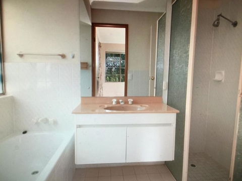 Maleny Views Holiday House - Northern Rivers Accommodation 2