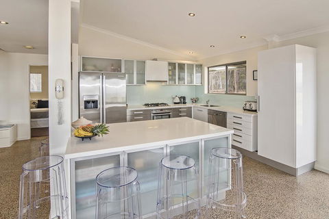 Margaret River Farmhouse - Northern Rivers Accommodation 1
