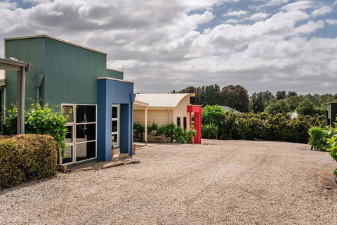 Mclaren Vale Studio Apartments - Northern Rivers Accommodation 2
