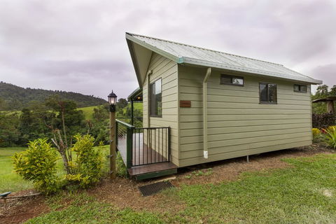 Mena Creek Flower House - Northern Rivers Accommodation 0