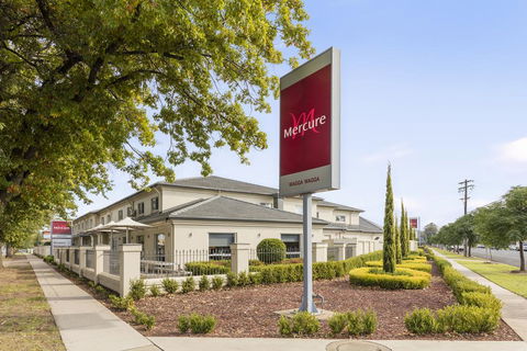Mercure Wagga Wagga - Northern Rivers Accommodation 3