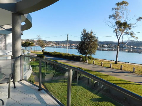 Merimbula Lake Apartments - Northern Rivers Accommodation 1