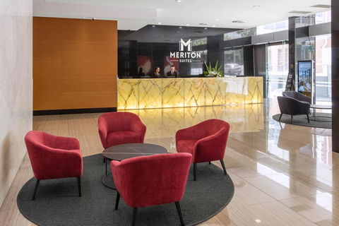 Meriton Suites Adelaide Street - Northern Rivers Accommodation 1