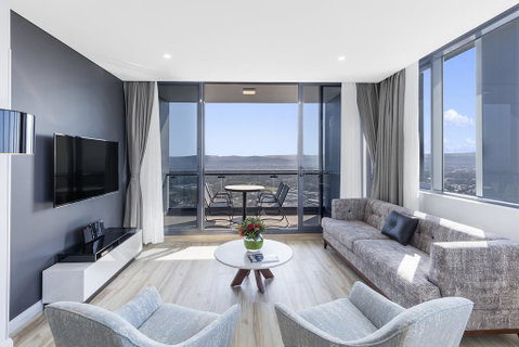 Meriton Suites Southport - Northern Rivers Accommodation 0