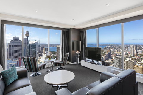 Meriton Suites World Tower - Northern Rivers Accommodation 0