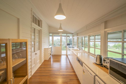 Middle Head Officers Quarters - Northern Rivers Accommodation 2
