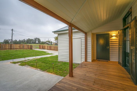 Middle Head Officers Quarters - Northern Rivers Accommodation 1