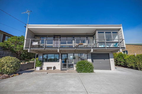 Mimosa Holiday House - Northern Rivers Accommodation 1