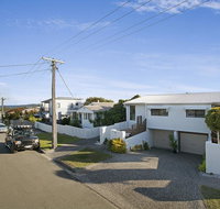 Minutes walk to Peregian Beach and surf - Unit 1/28 Pelican Street - Northern Rivers Accommodation