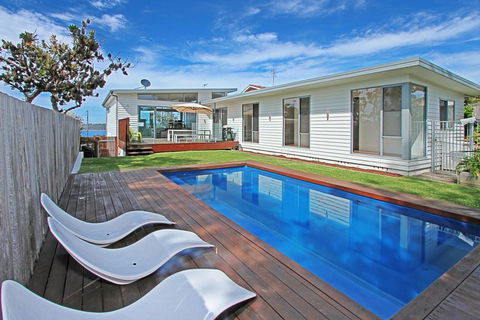Mitchell 220 - BANNISTERS BEACH HOUSE - Northern Rivers Accommodation 0