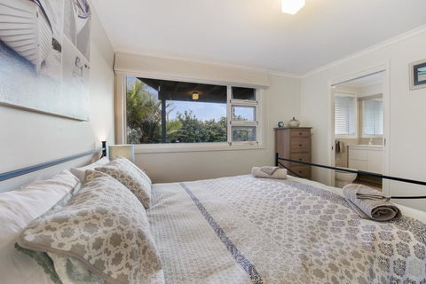 Mitchell Pde 118 Mollymook - Northern Rivers Accommodation 2