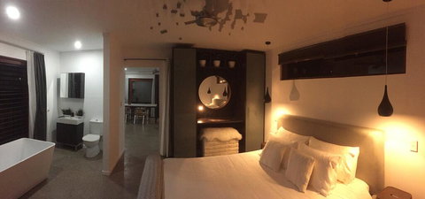 Modern Garden Studio In Noosaville QLD - Northern Rivers Accommodation 1