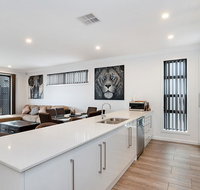 Modern Luxury at Christies Beach - Northern Rivers Accommodation