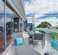 Modern McCrae Beauty - Northern Rivers Accommodation