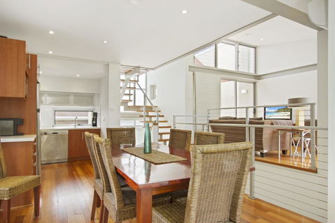 Mollymook Townhouse - Shepherd Street 3/13 - Northern Rivers Accommodation 0