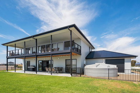 Moments On The Water - Northern Rivers Accommodation 3