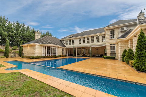Montfort Manor - Northern Rivers Accommodation 1