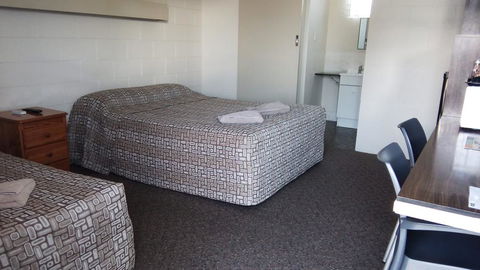 Monto Colonial Motor Inn - Northern Rivers Accommodation 0