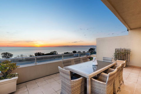 Mornington - Esplanade Escape - Northern Rivers Accommodation 0