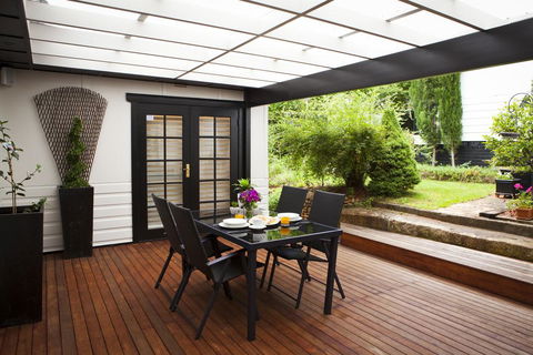Mountain Whispers The Gatsby - Northern Rivers Accommodation 2