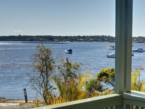 Myall Manor - Northern Rivers Accommodation 1
