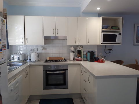 Narrabeen Beachside Townhouse - Northern Rivers Accommodation 3