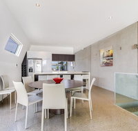 Nautilus 2 Luxury Retreat - Modern beachfront townhouse WiFi water views - Northern Rivers Accommodation